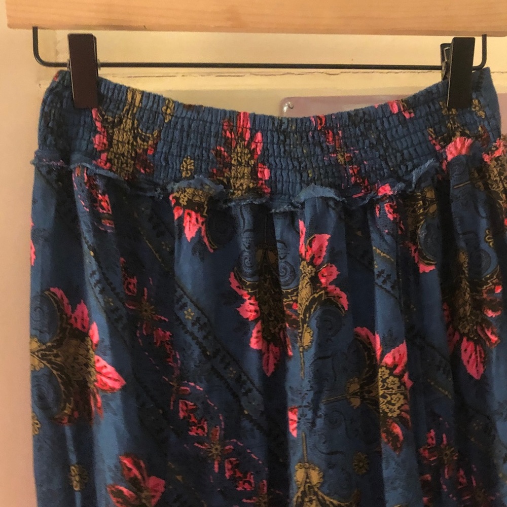 Free People Blue Wide-Leg Jumpsuit with Pink Floral Print - Picture 10 of 12